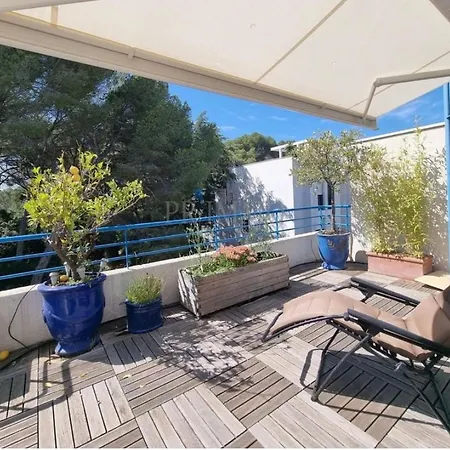 Proximite - Jacuzzi - Toit Terrasse - 4 Prs Apartment
